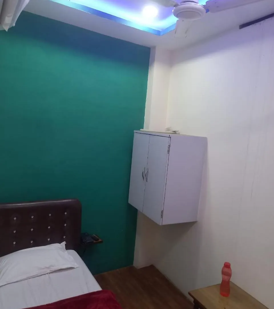 Hotel Tridev Paying Guest House Varanasi